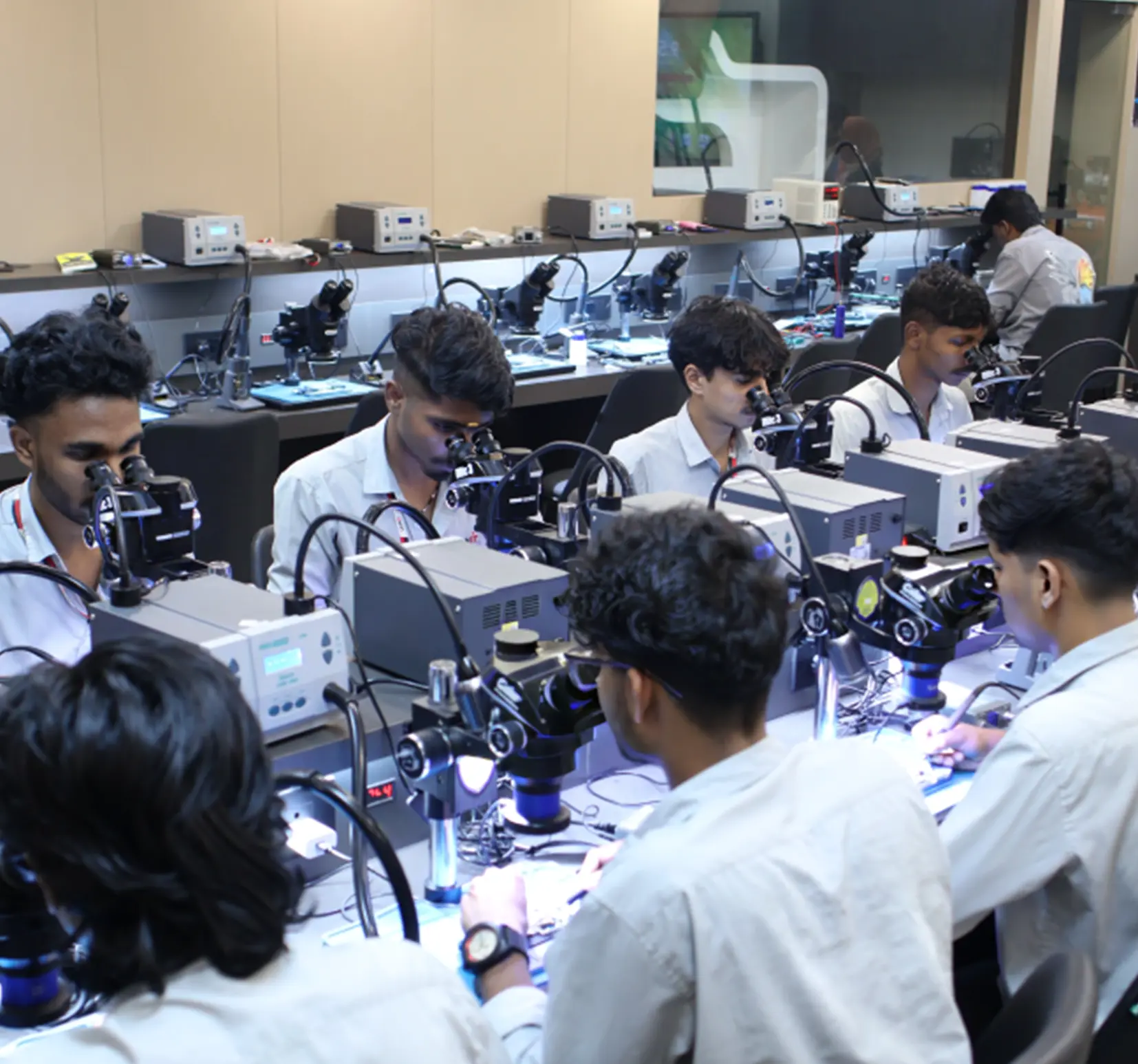 Mobile phone repairing course